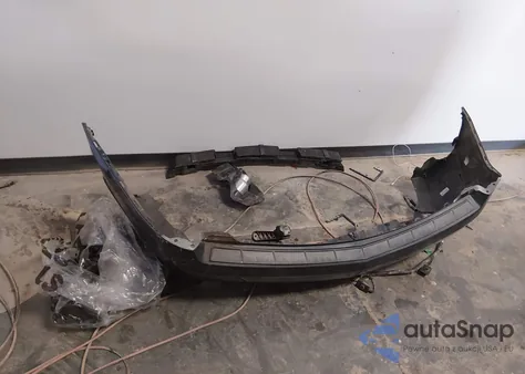 2013 Cadillac Srx Luxury Collection z USA, uszkodzony, nr VIN 3GYFNCE39DS543193